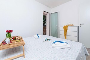 2 habitaciones, wifi gratis y ropa de cama 