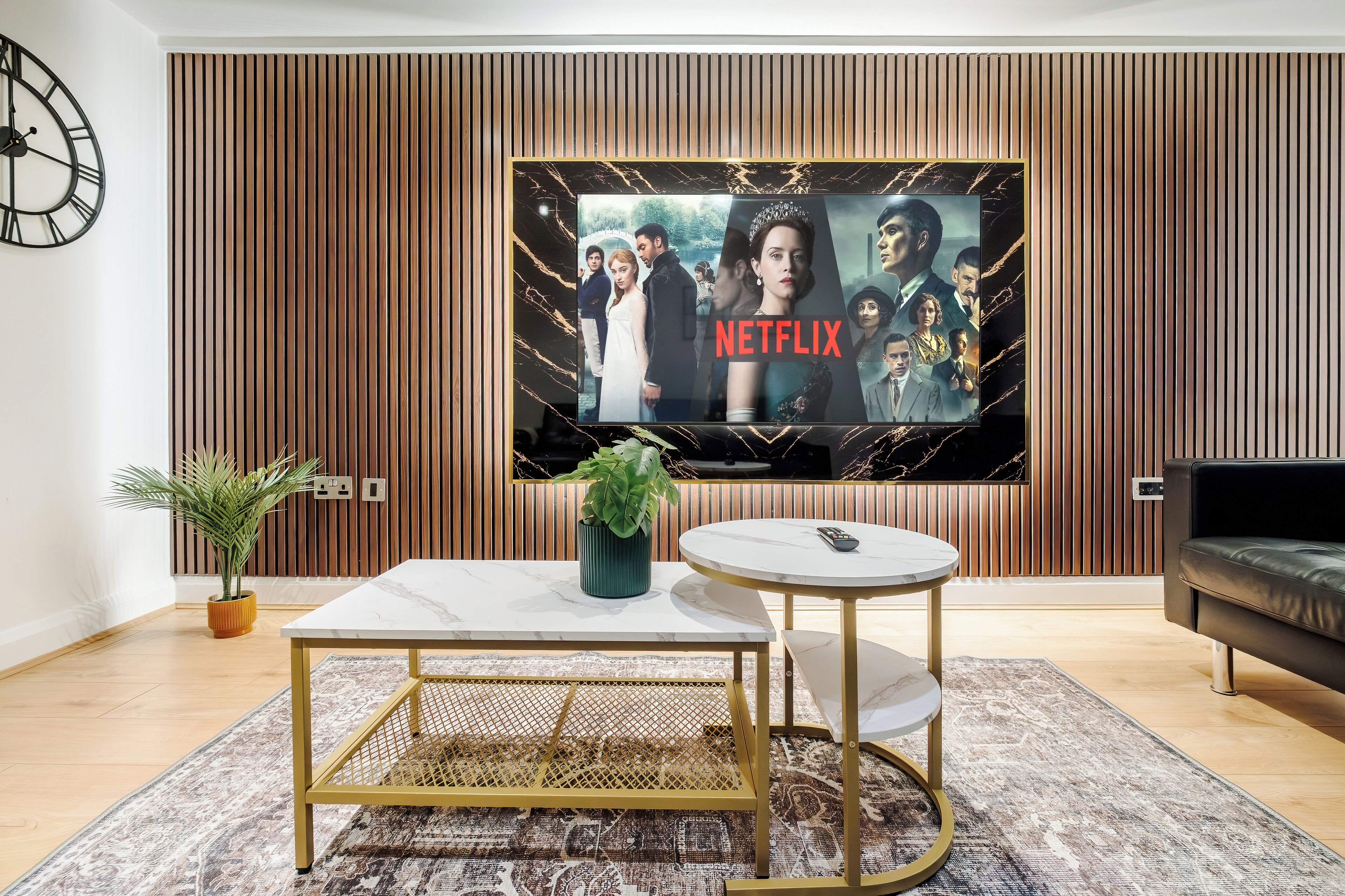 Executive Apartment, 2 Bedrooms, Air conditioning | Living room