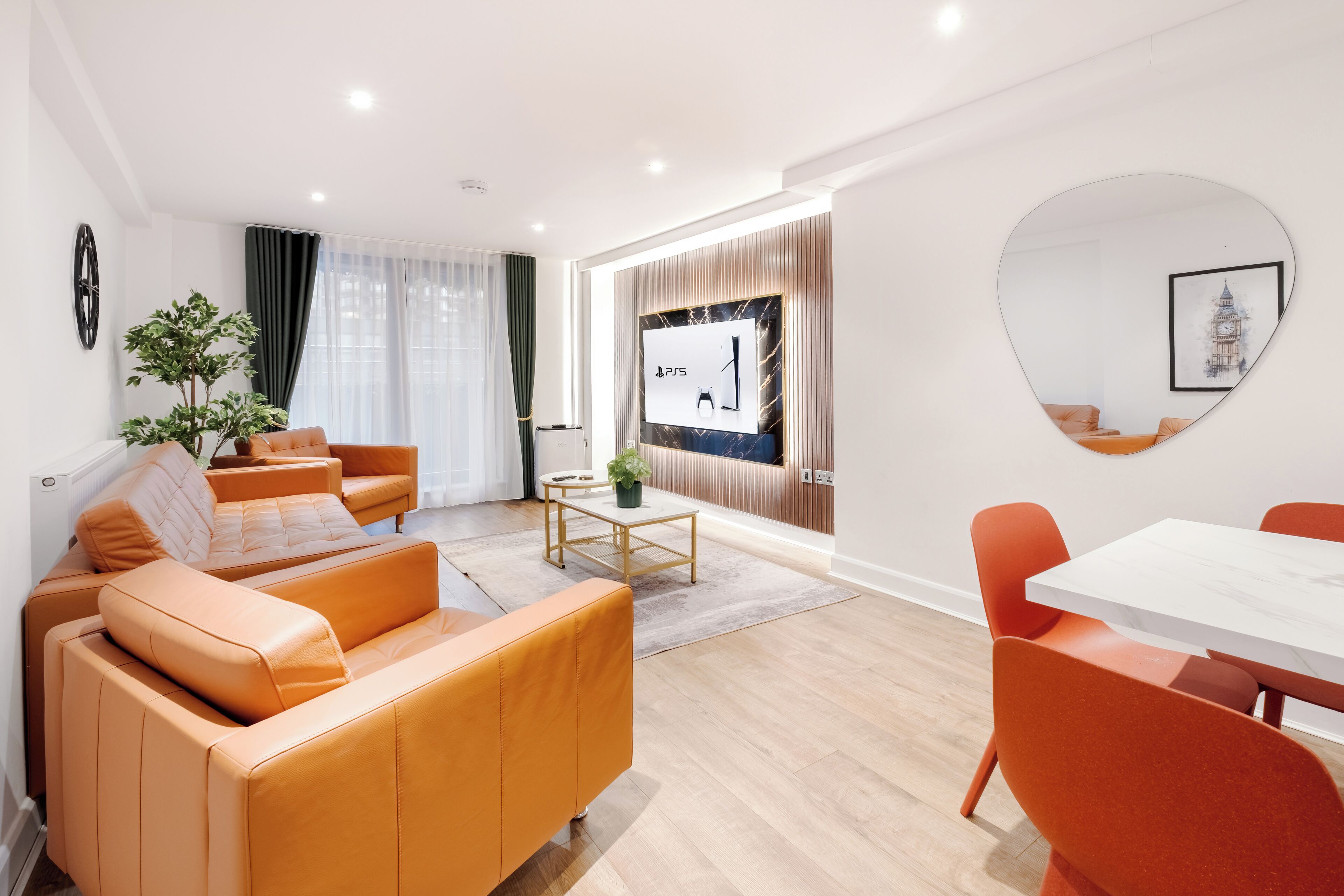 Superior Apartment, 3 Bedrooms, Air conditioning | Living room