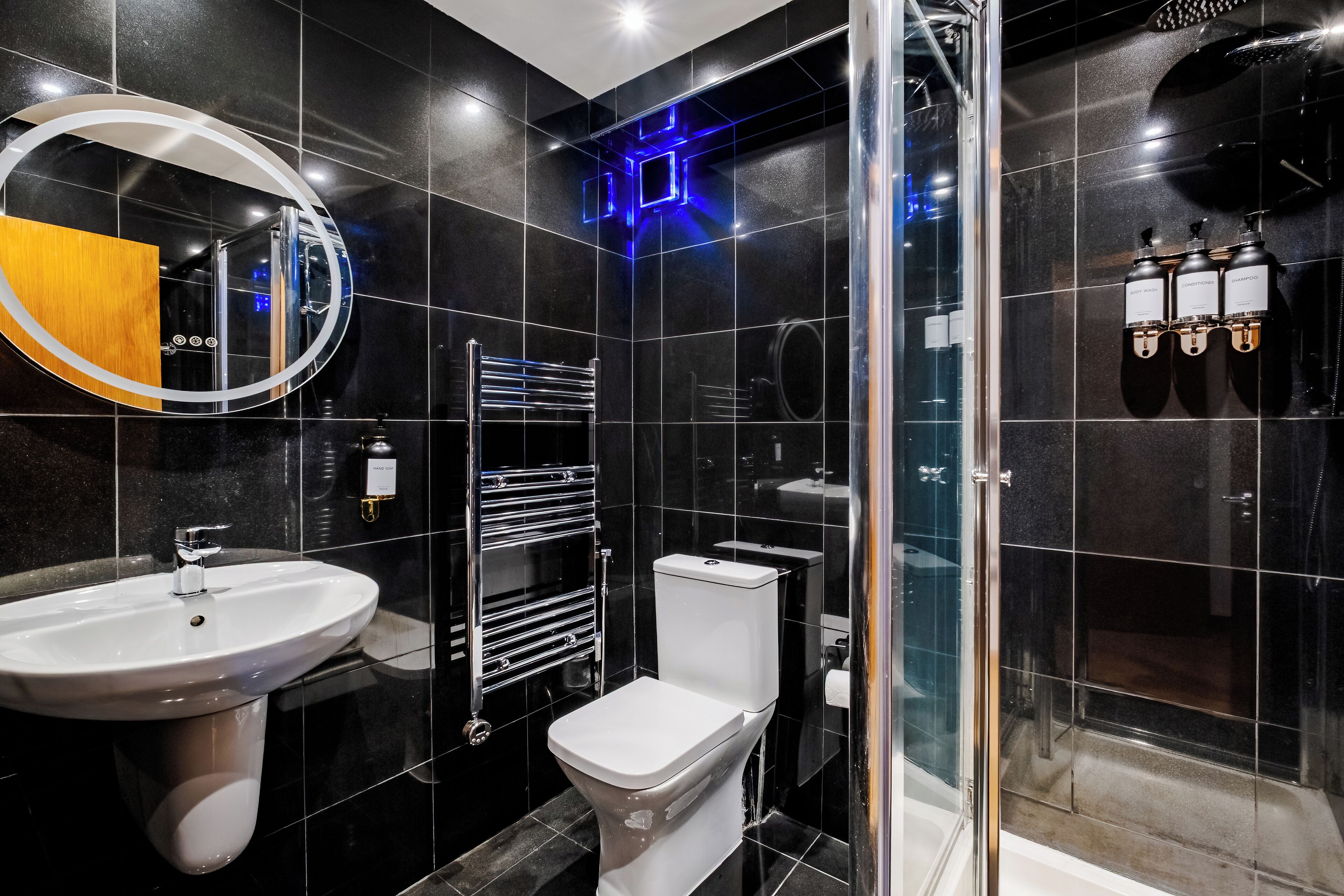 Premium appartement, 3 slaapkamers, airconditioning | Badkamer | Milieuvriendelijke toiletartikelen, een haardroger, een bidet