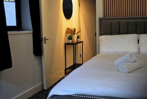 1 makuuhuone, tallelokero huoneessa, silitysrauta/-lauta, ilmainen Wi-Fi