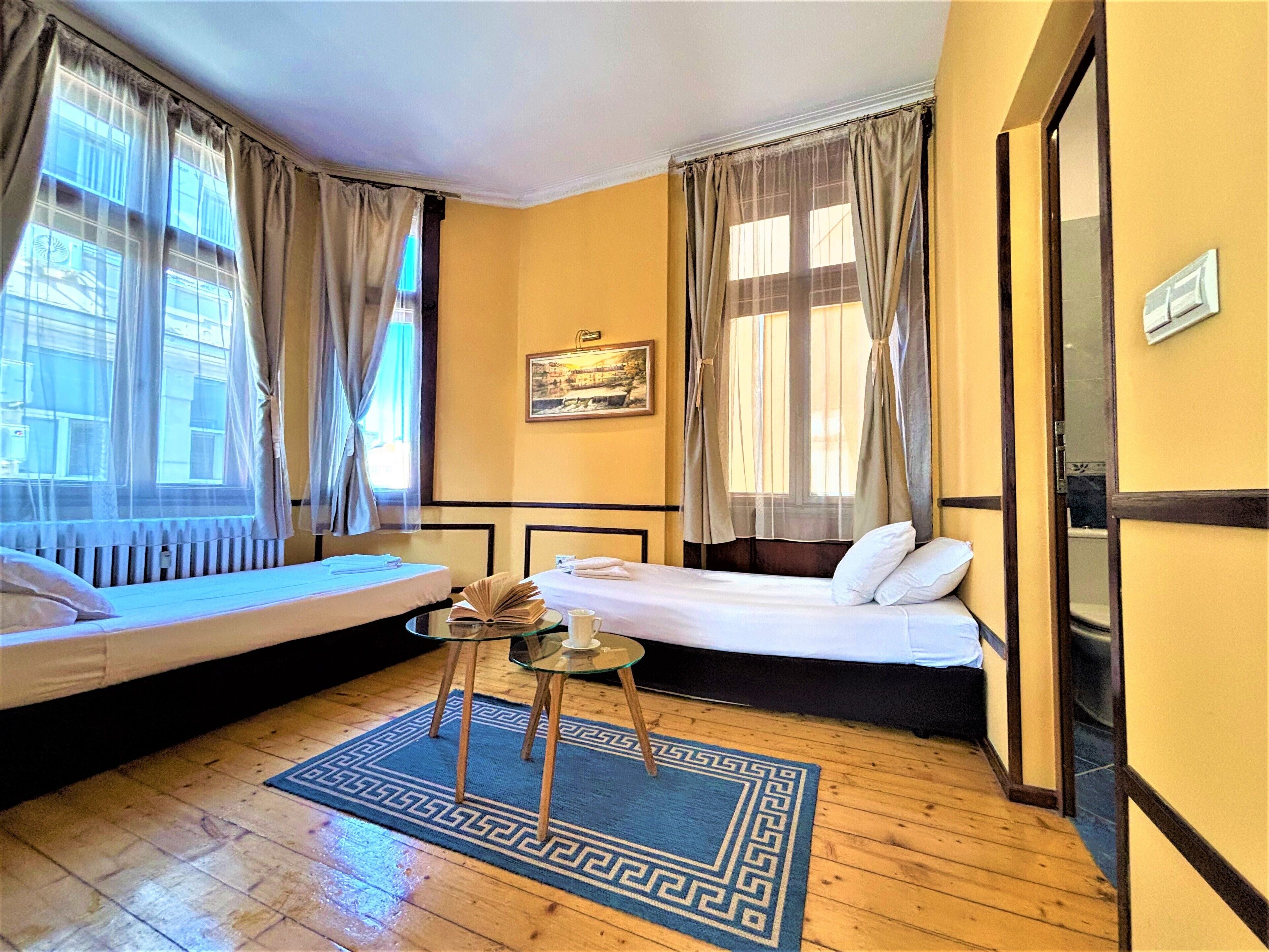 Suite | In-room safe, desk, soundproofing, iron/ironing board