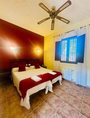 Comfort Triple Room, Mountain View | Desk, laptop workspace, free WiFi