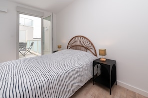 2 bedrooms, iron/ironing board, WiFi - La Belle Étoile – Apartment for 4 with Balcony in Vannes (Vannes)