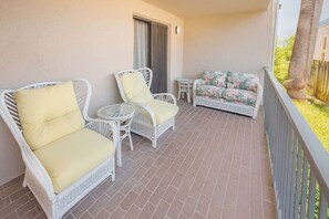 Apartment, 2 Bedrooms | Teres/patio