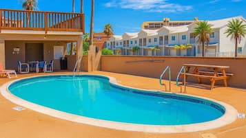 Appartement, 2 slaapkamers | Zwembad | Een buitenzwembad