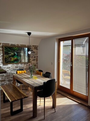 تناول الطعام