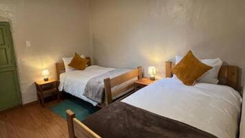 In-room safe, blackout drapes, free WiFi