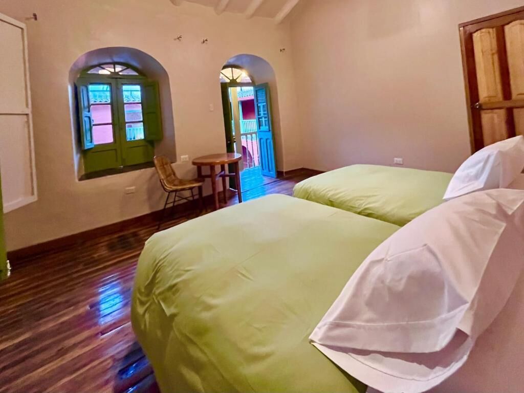 In-room safe, blackout drapes, free WiFi