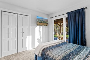 4 Schlafzimmer, Schreibtisch, Reisekinderbett, kostenloses WLAN