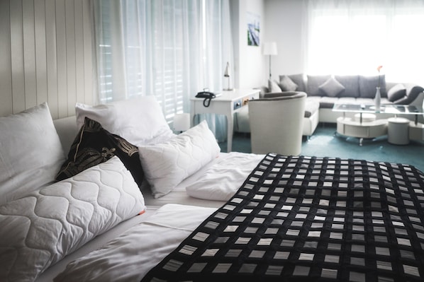 Leilighet – deluxe, resort-utsikt | Skrivebord, blendingsgardiner, lydisolert og wi-fi (inkludert)