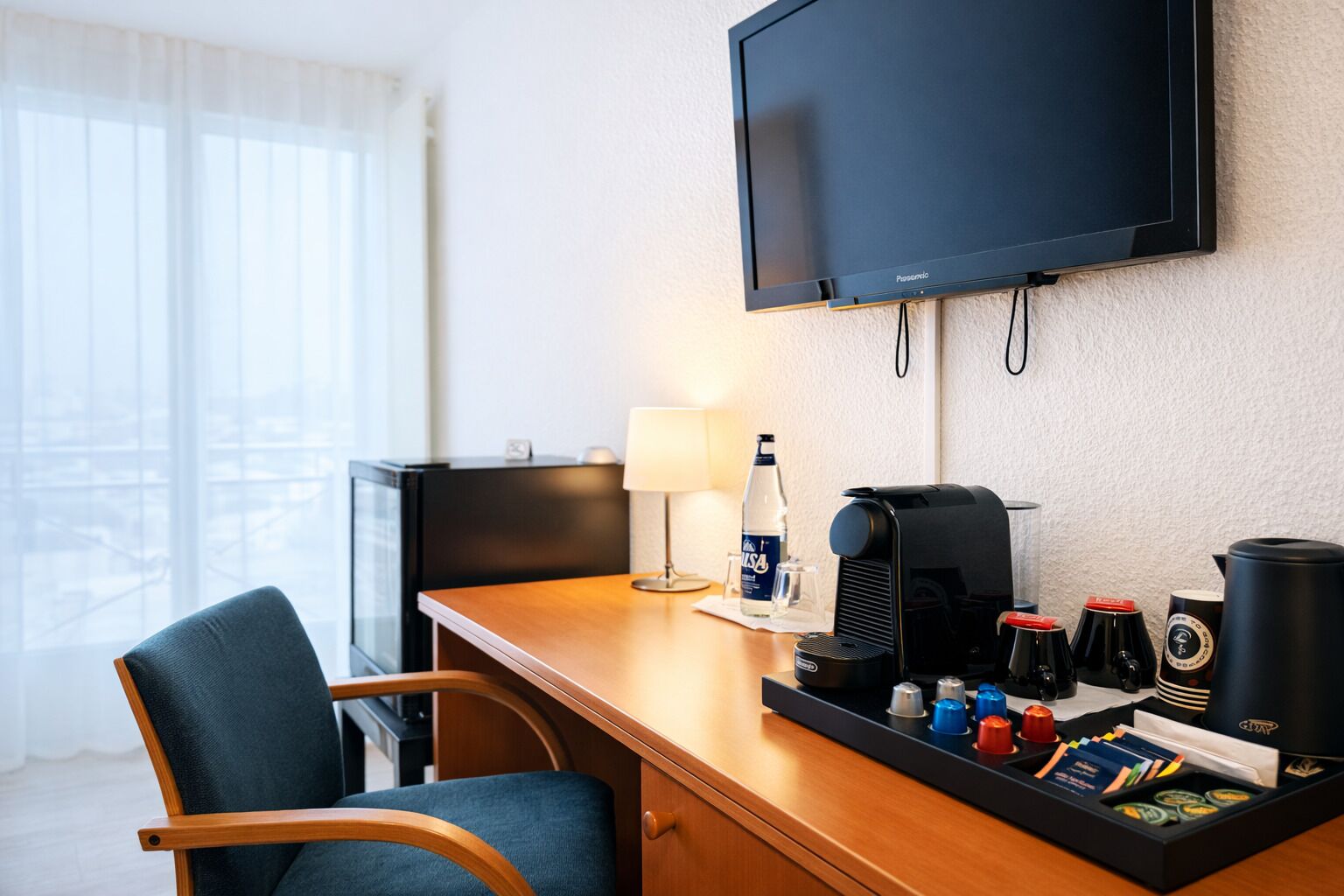 Habitación estándar doble | Escritorio, cortinas opacas, sistema de insonorización y wifi gratis