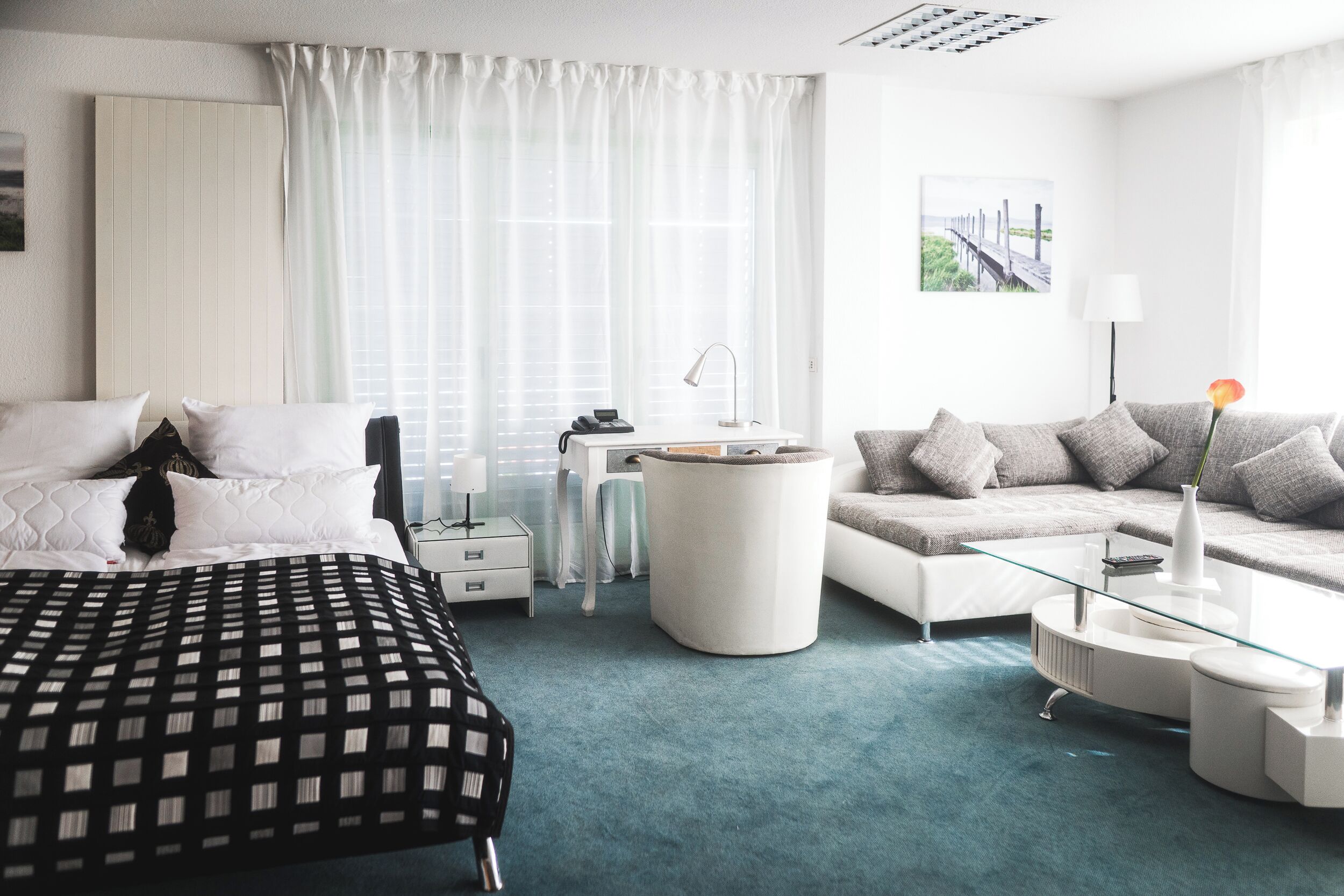 Apartamento Deluxe, vistas al complejo turístico | Escritorio, cortinas opacas, sistema de insonorización y wifi gratis