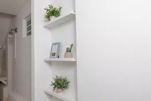 Interior - Beautiful 2 Bedroom in Miramar! (San Juan)