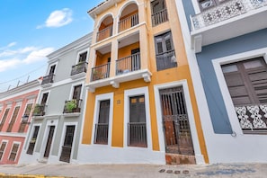 Exterior - Old San Juan 3BR • Patio • Sleeps 6 (San Juan)