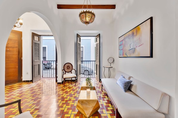 TV, fireplace - Old San Juan 3BR • Patio • Sleeps 6 (San Juan)