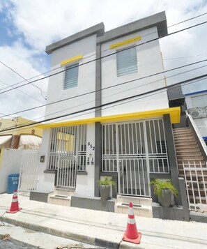 Exterior - Bright, Centric and Cozy Studio In The Heart of Miramar (San Juan)