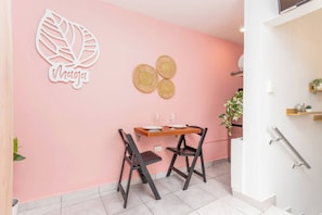 Dining - Bright, Centric and Cozy Studio In The Heart of Miramar (San Juan)