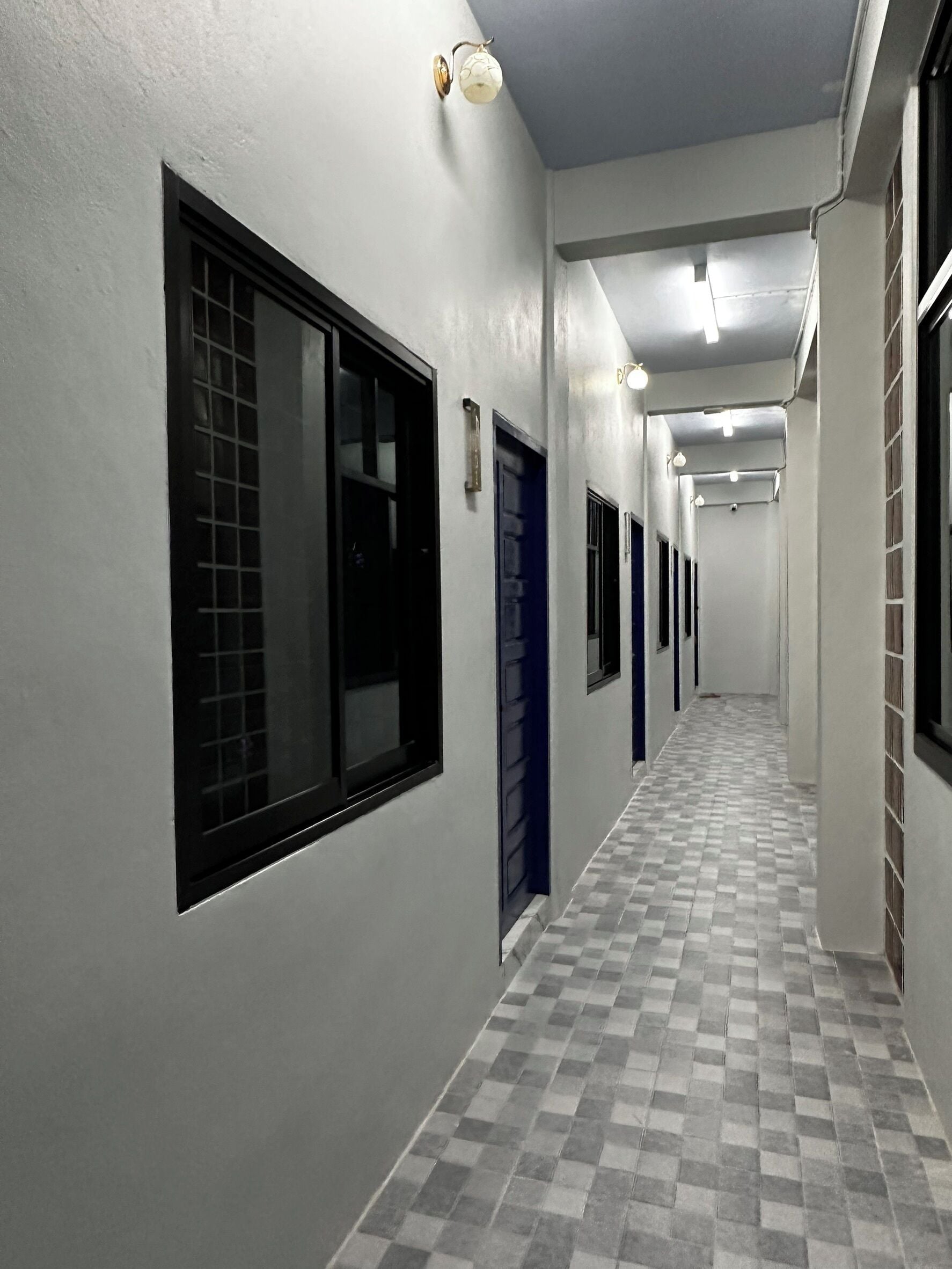 المنشأة من الخارج