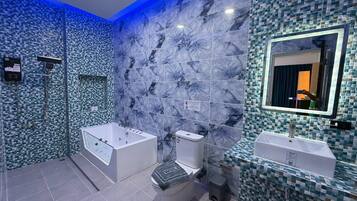 Kamar Keluarga, bathtub | Kamar mandi