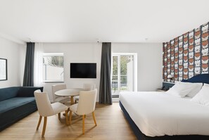 Wifi gratis y ropa de cama