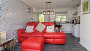 Living area - Westview (Liskeard)