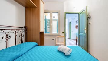 4 Schlafzimmer, BĂŒgeleisen/BĂŒgelbrett