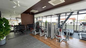 Apartment, 1 Bedroom, Accessible, Smoking | Fitness studio