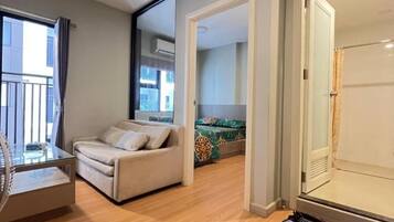 Appartement, 1 chambre, accessible aux personnes à mobilité réduite, fumeurs | Salle de séjour