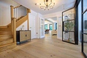 Interior - Luxury Home with Hot Tub + Games Room + Fire Pit (High Kelling)