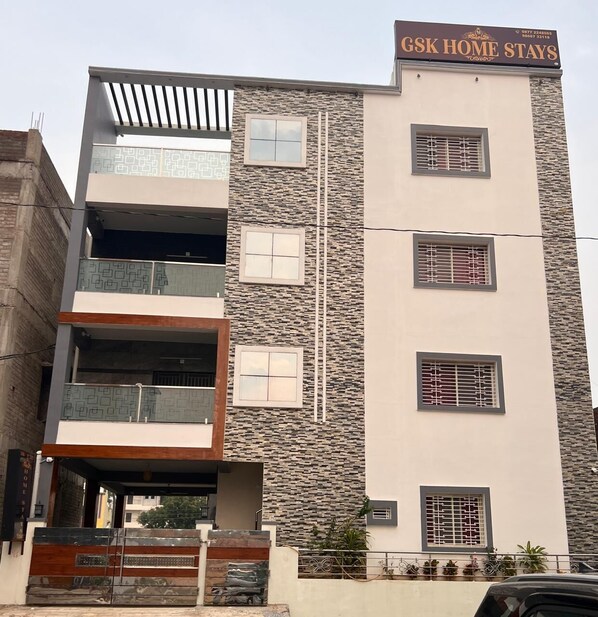Exterior - Gsk homestays
cherlopalli junction tirupati (Tirupati)