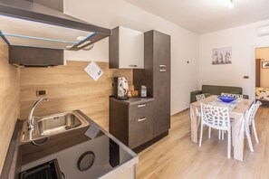 Tägliches inbegriffenes großes Frühstück