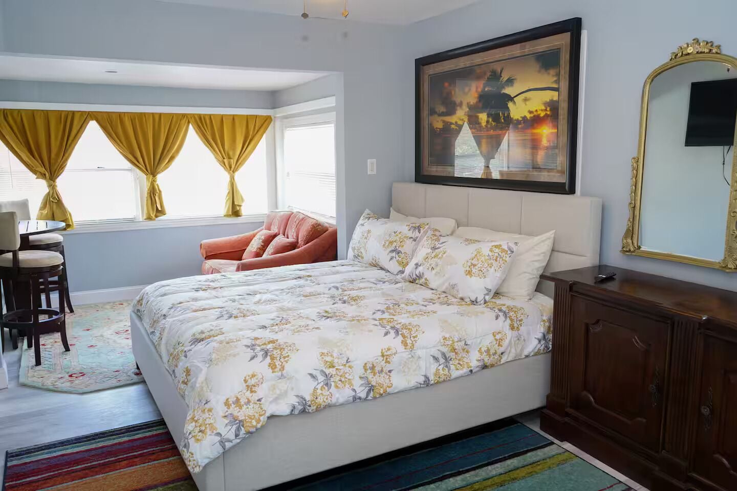 Iron/ironing board, free WiFi, bed sheets