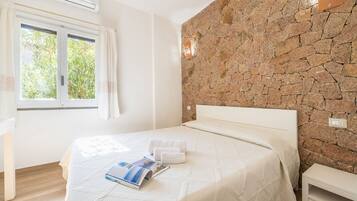 2 chambres, lit parapluie
