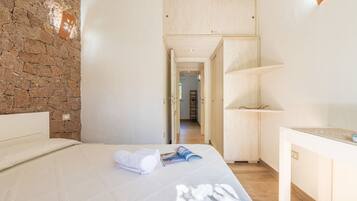 2 camere, culla da viaggio