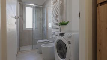 Basic Apartment, Balcony | Bathroom