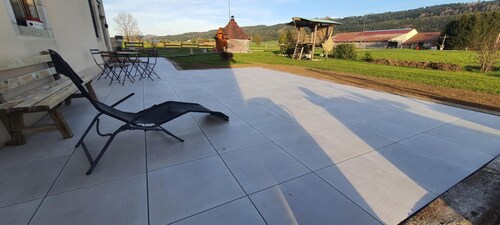 MAGNIFICENT GITE CHALET 4* -SPECIAL CHRISTMAS DISCOUNT - UP FOR GRABS - SLEEPS 11