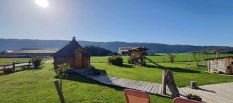 MAGNIFICENT GITE CHALET 4* -SPECIAL CHRISTMAS DISCOUNT - UP FOR GRABS - SLEEPS 11