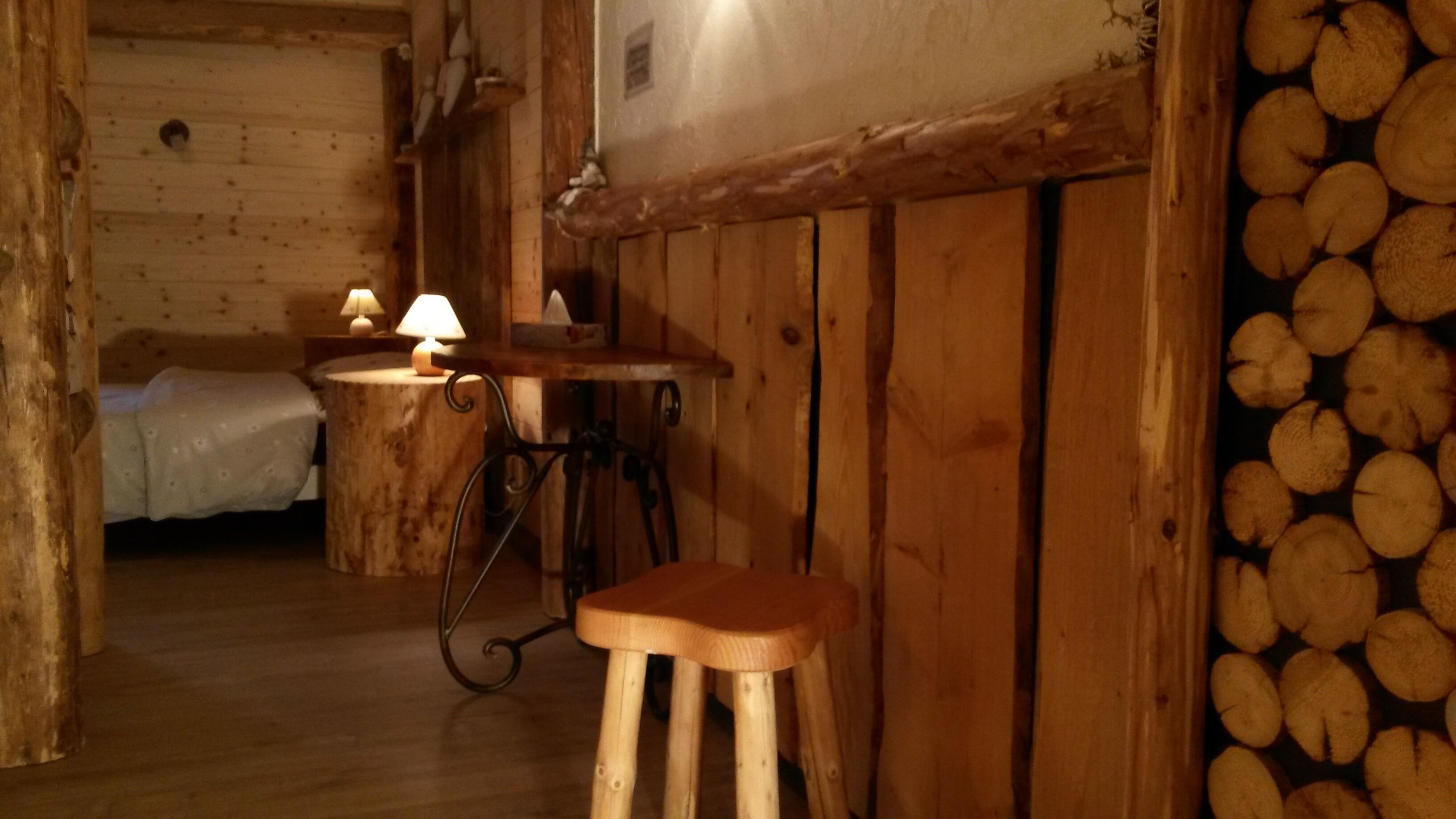 4 bedrooms, WiFi, bed sheets