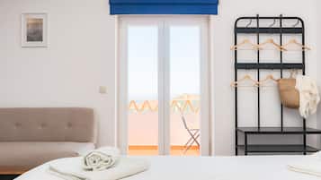 Superior Triple Room, Balcony, Ocean View | Free WiFi