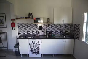 Room, 1 Bedroom, Smoking, Balcony | Interior