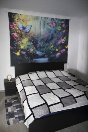 Room, 1 Bedroom, Smoking, Balcony | 1 bedroom