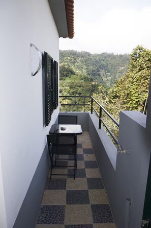 Balcony - Room-house Villa Butterfly (Santana)