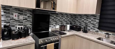 Apartment, 1 Bedroom, Accessible, Balcony | Interior