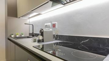 Basic Apartment | Private kitchen | Espresso maker, electric kettle