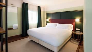 Junior Suite with Terrace | In-room safe, blackout curtains, iron/ironing board, free WiFi