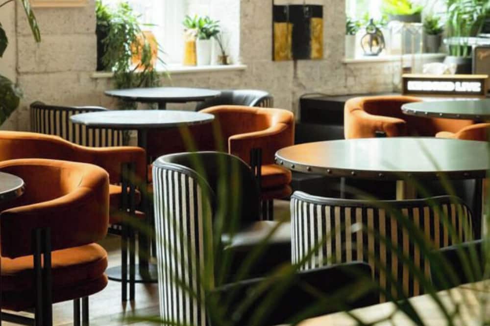 Honest Hotel Granada
