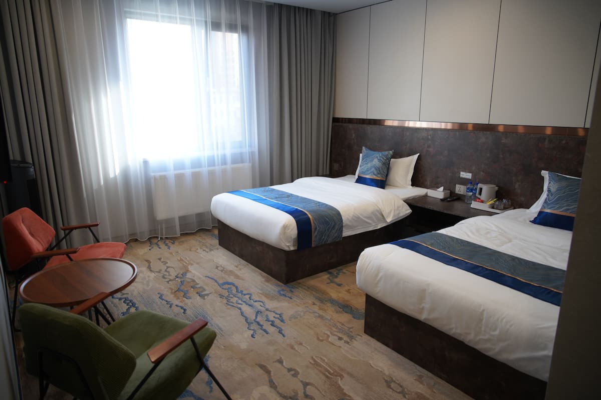 Deluxe Twin Room
