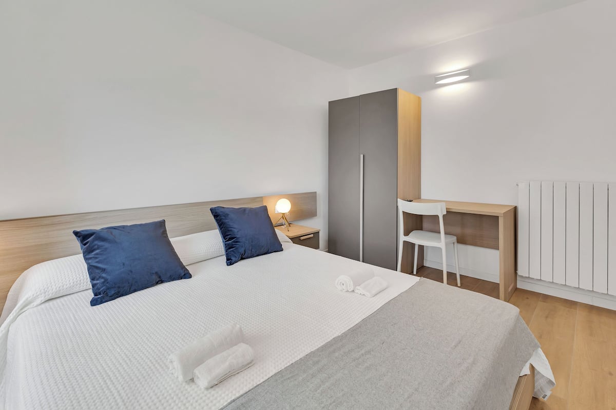 Classic Double Room | Desk, free WiFi