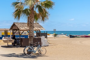 Vlak bij het strand